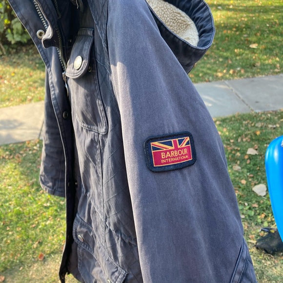 Barbour UK8 Women’s Shearling style Jacket - Picture 3 of 6